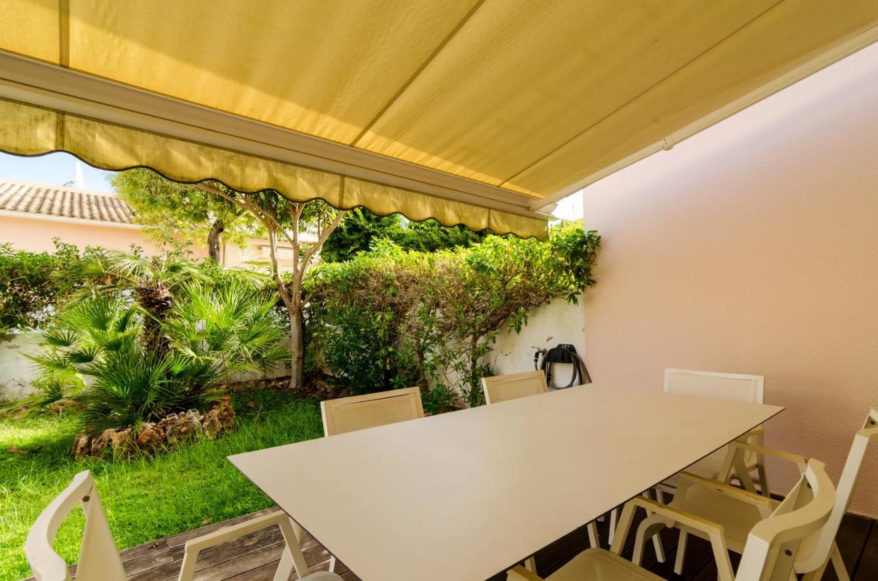 Charming House In Vilamoura With Shared Pool Esterno foto